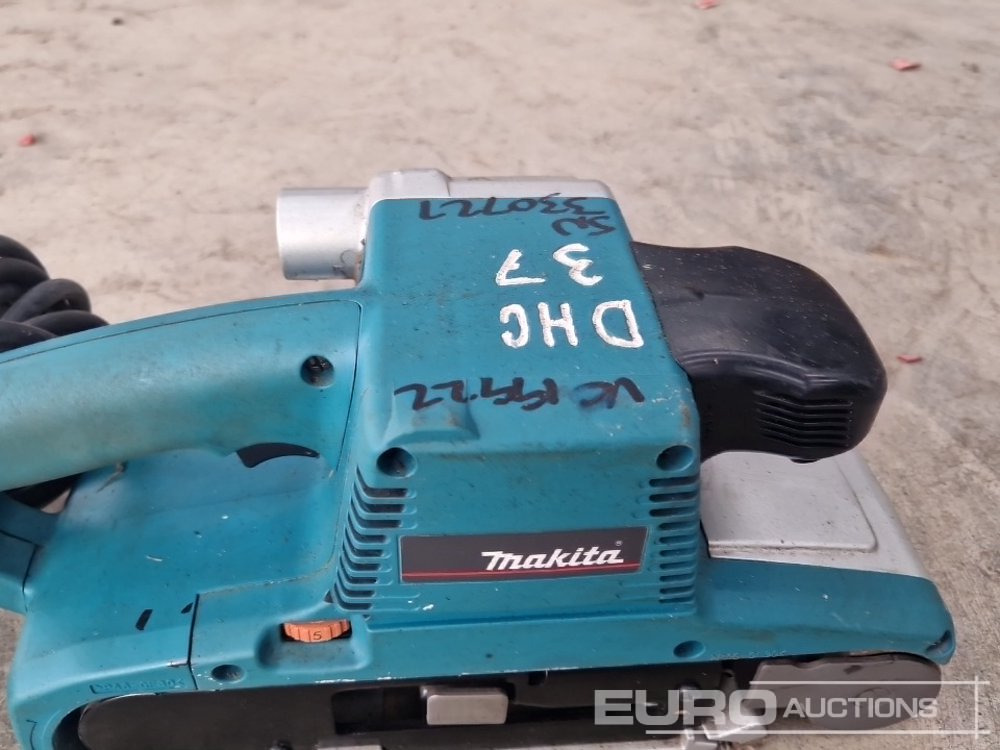 Equipo de construcción Makita 9404 240 Volt Belt Sander: foto 13