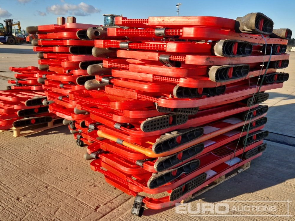 Equipo de construcción Pallet of Road Safety Barriers (3 of): foto 13