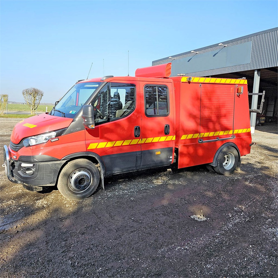 Vehículo municipal, Furgoneta Iveco Daily 70 C D: foto 8